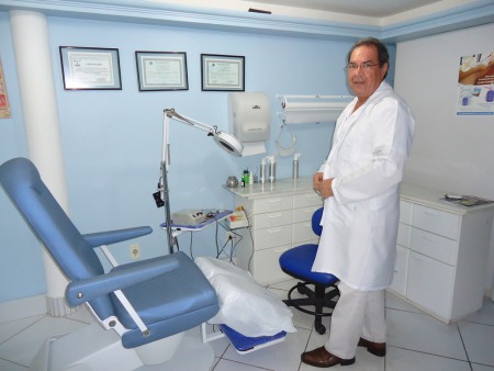 Luís Labarca, podólogo clínico responsável pela Clínica do Pé em Vila Velha ES